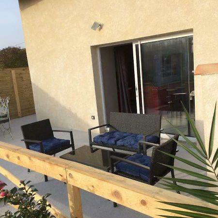 Le Village Neulles Exterior photo